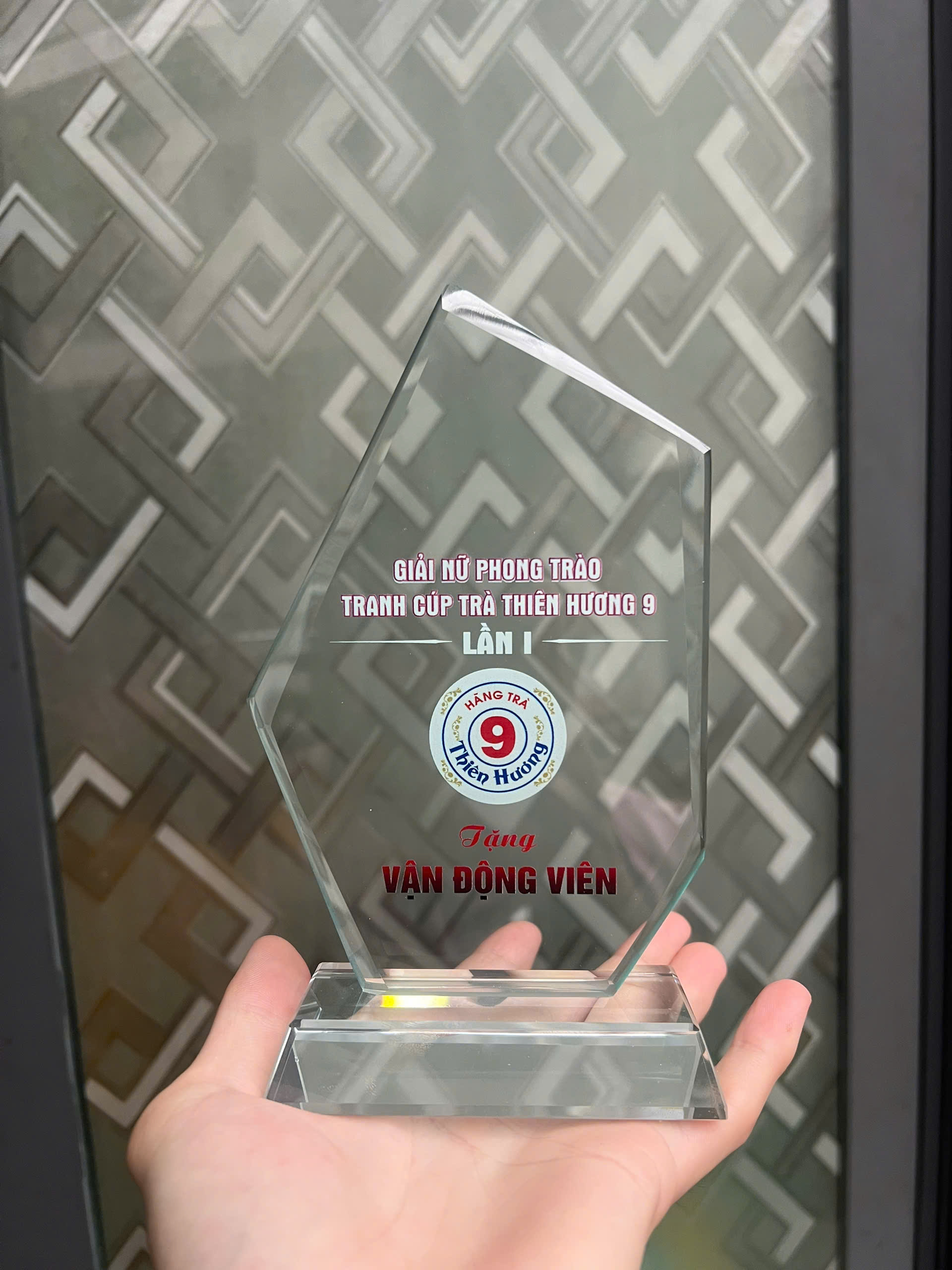 Kỷ Niệm Chương Tảng đá