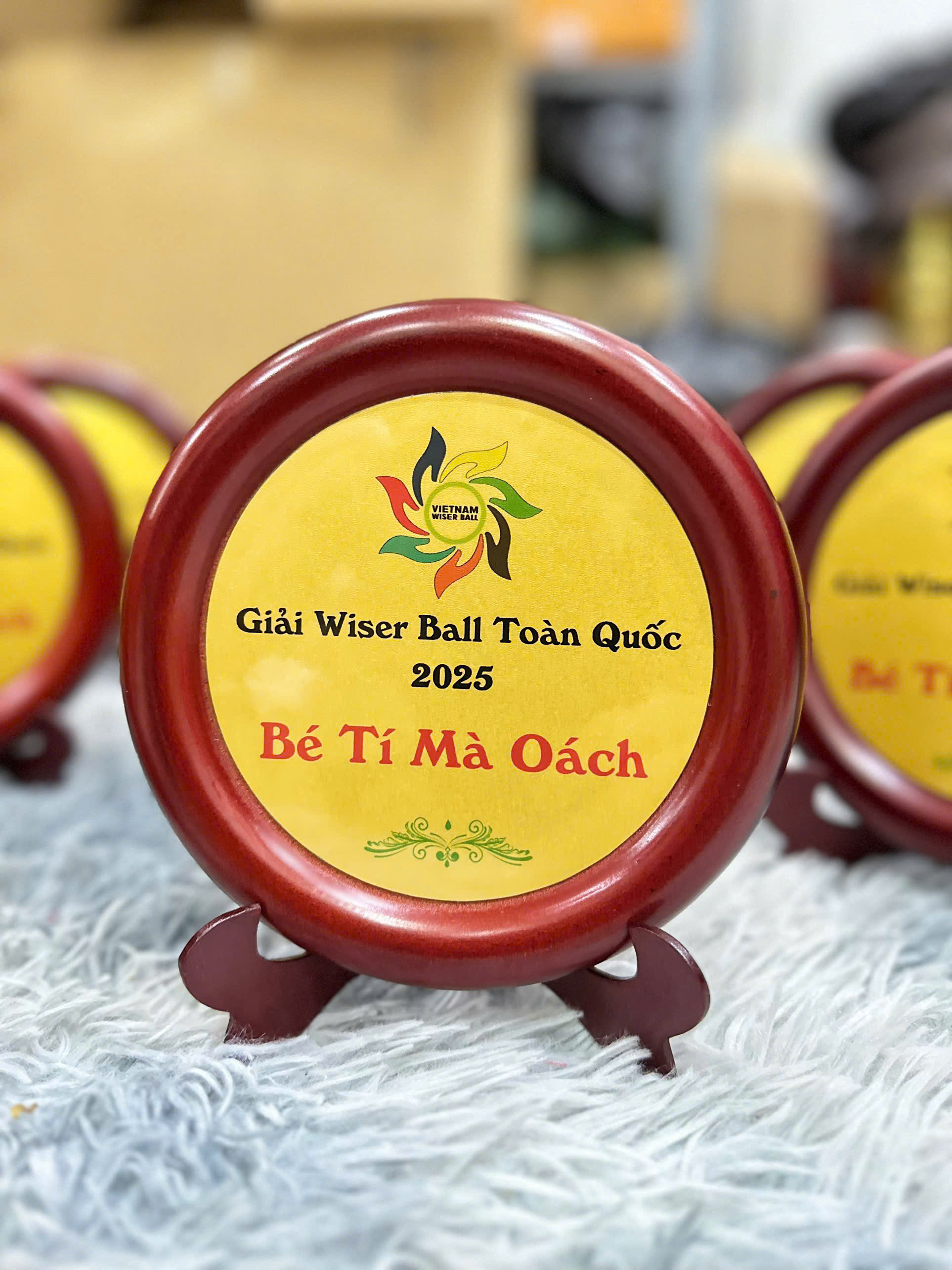 KNC Gỗ Tròn