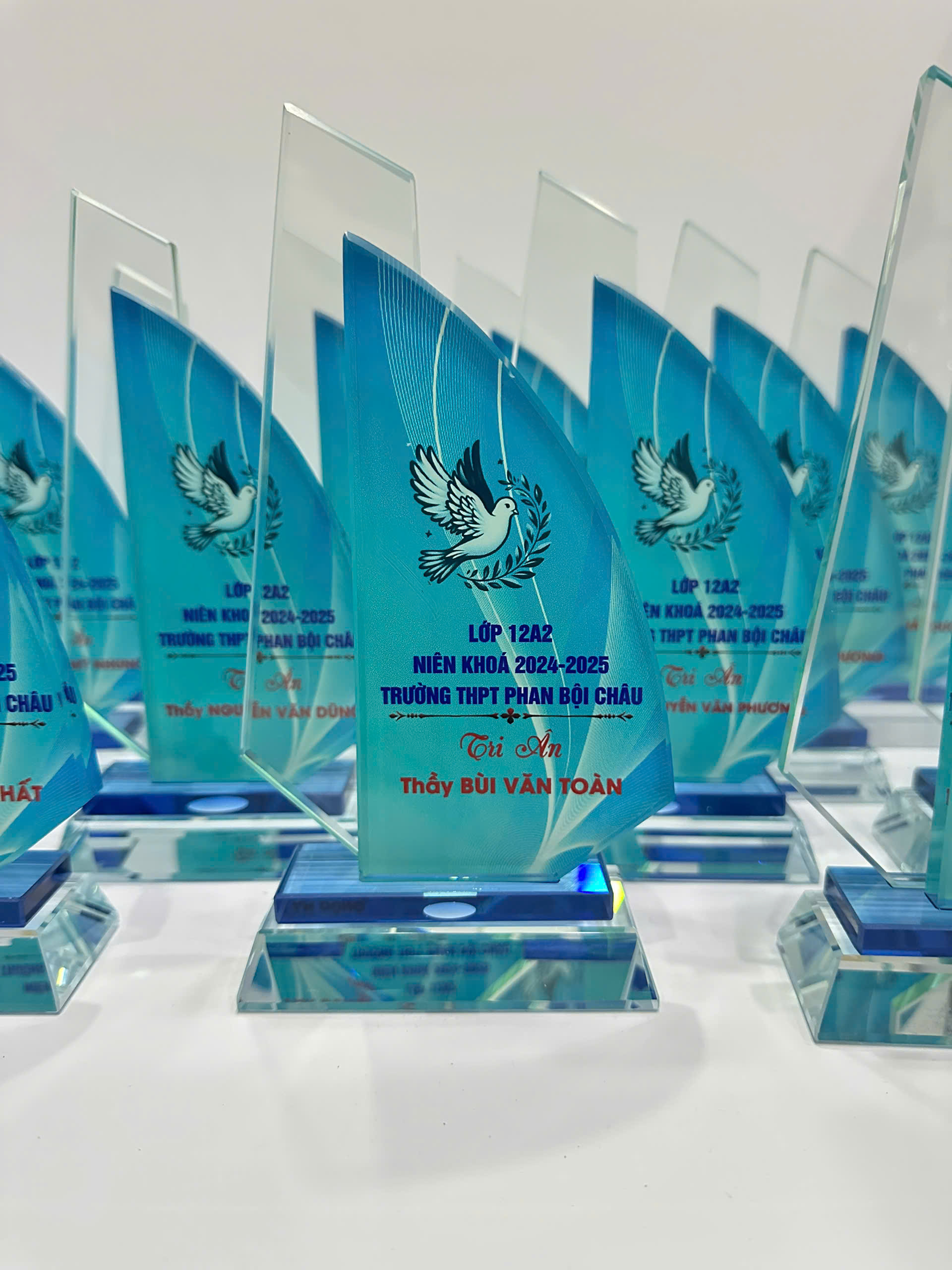 Kỷ Niệm Chương 2 lớp - Mã 03